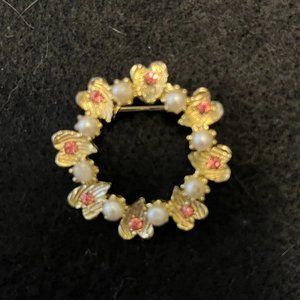 Vintage Heart & Faux Pearl Dainty Pin/Broach 1 ¼”